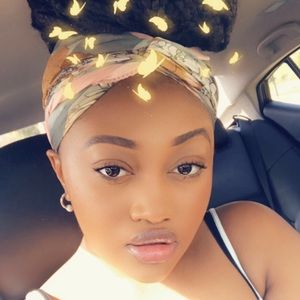 Meet your Posher, Alisha